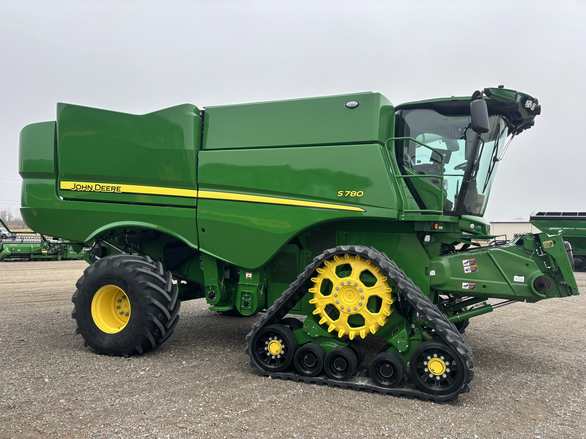 2024 John Deere S780 Image 2