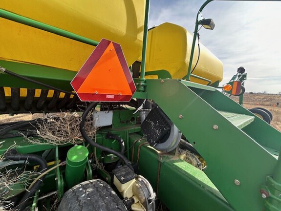 2004 John Deere 1770NT CCS (13th thumbnail)