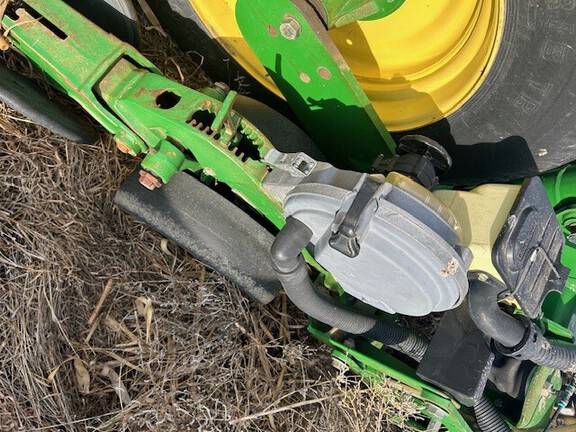 2004 John Deere 1770NT CCS (5th thumbnail)