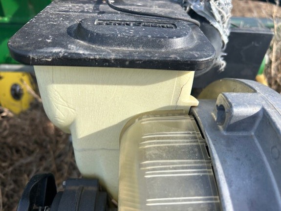 2004 John Deere 1770NT CCS (24th thumbnail)