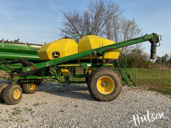 Photo of 2007 John Deere 1890