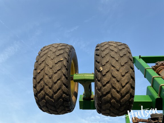 Photo of 2007 John Deere 1890