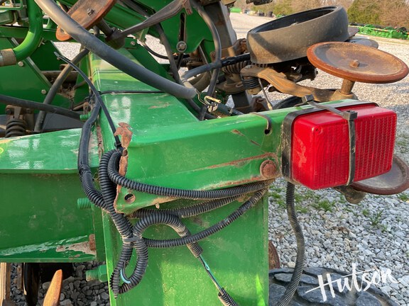 Photo of 2007 John Deere 1890