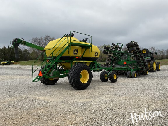 Photo of 2007 John Deere 1890