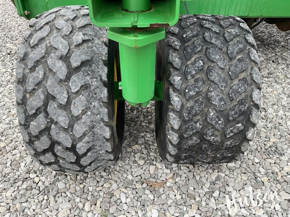 Photo of 2007 John Deere 1890