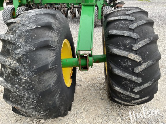 Photo of 2007 John Deere 1890