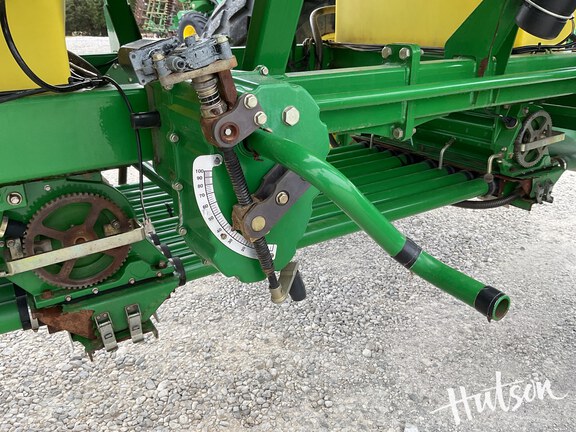 Photo of 2007 John Deere 1890