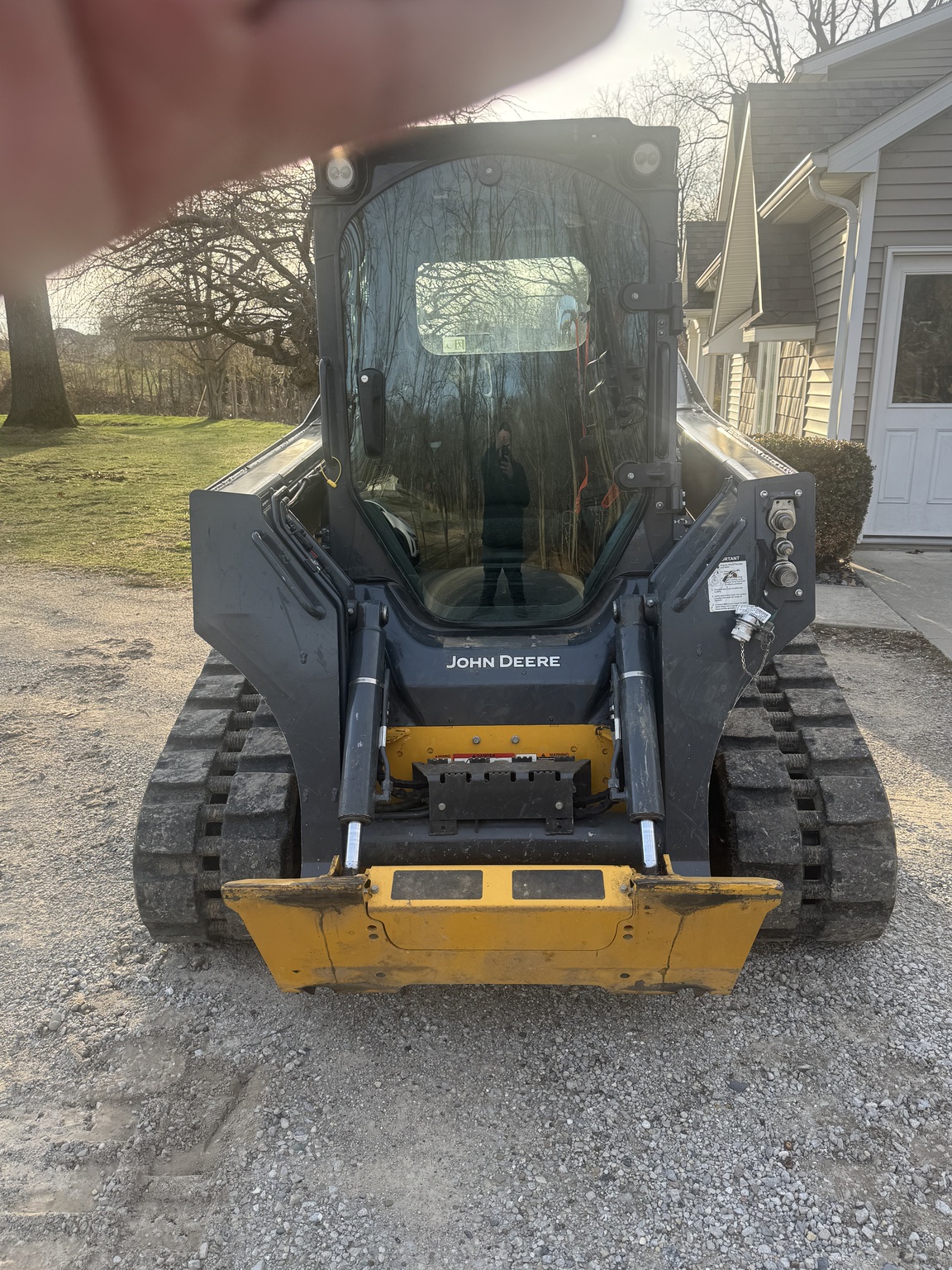 2024 John Deere 325G Image 6
