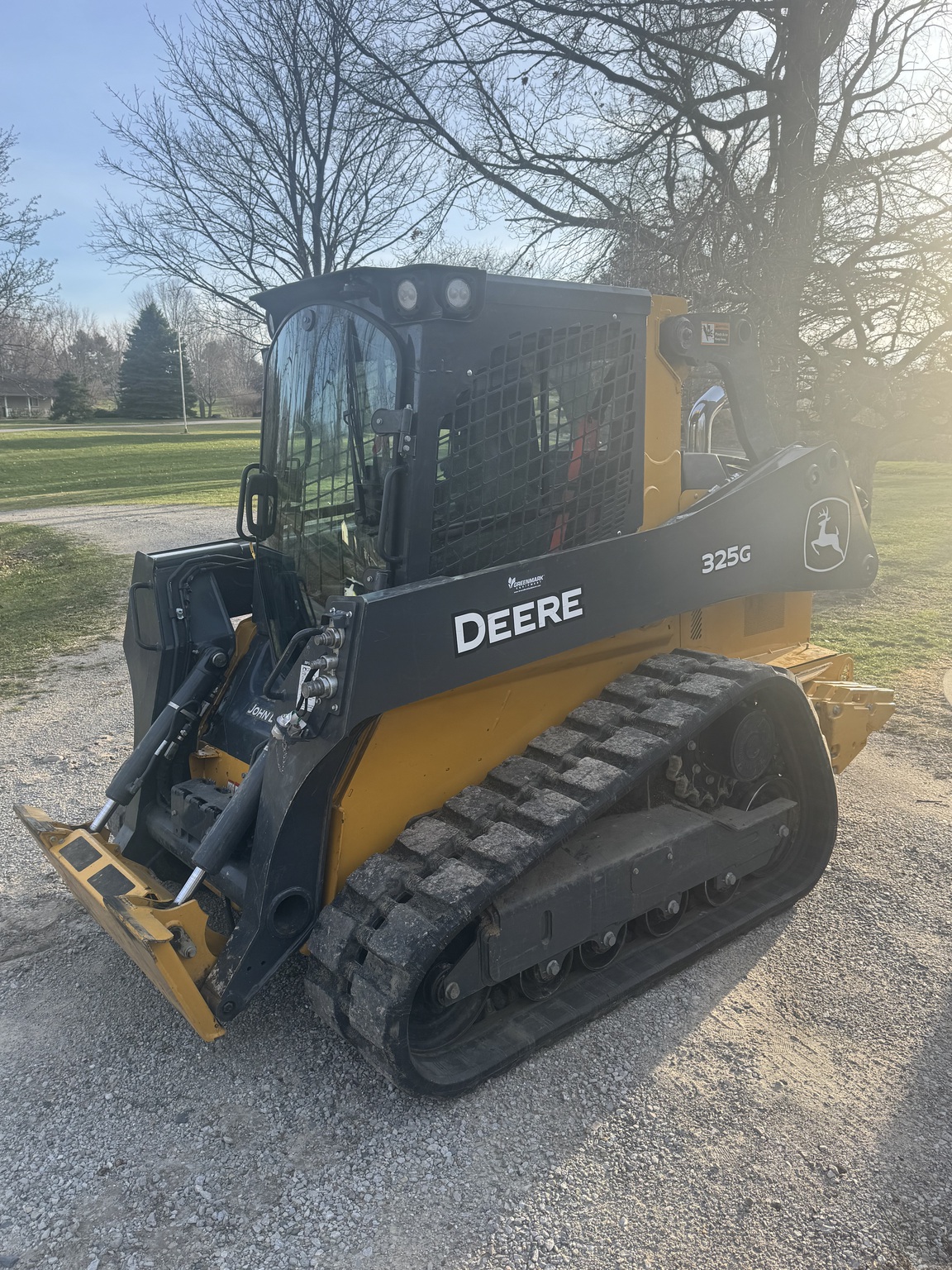 2024 John Deere 325G Image 2