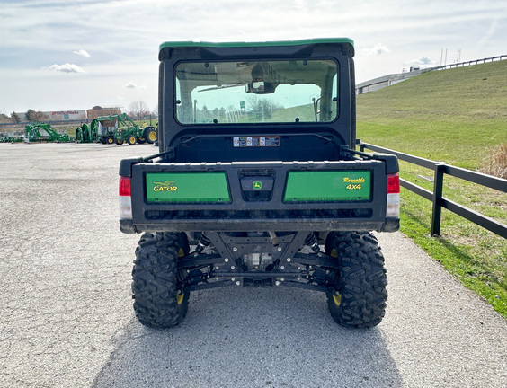 2023 John-Deere XUV865R