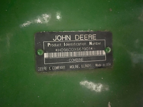 Used 1995 John Deere 9600 Combines at Horizon Ag & Turf in High Prairie, AB - Photo36