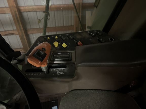 Used 1995 John Deere 9600 Combines at Horizon Ag & Turf in High Prairie, AB - Photo41