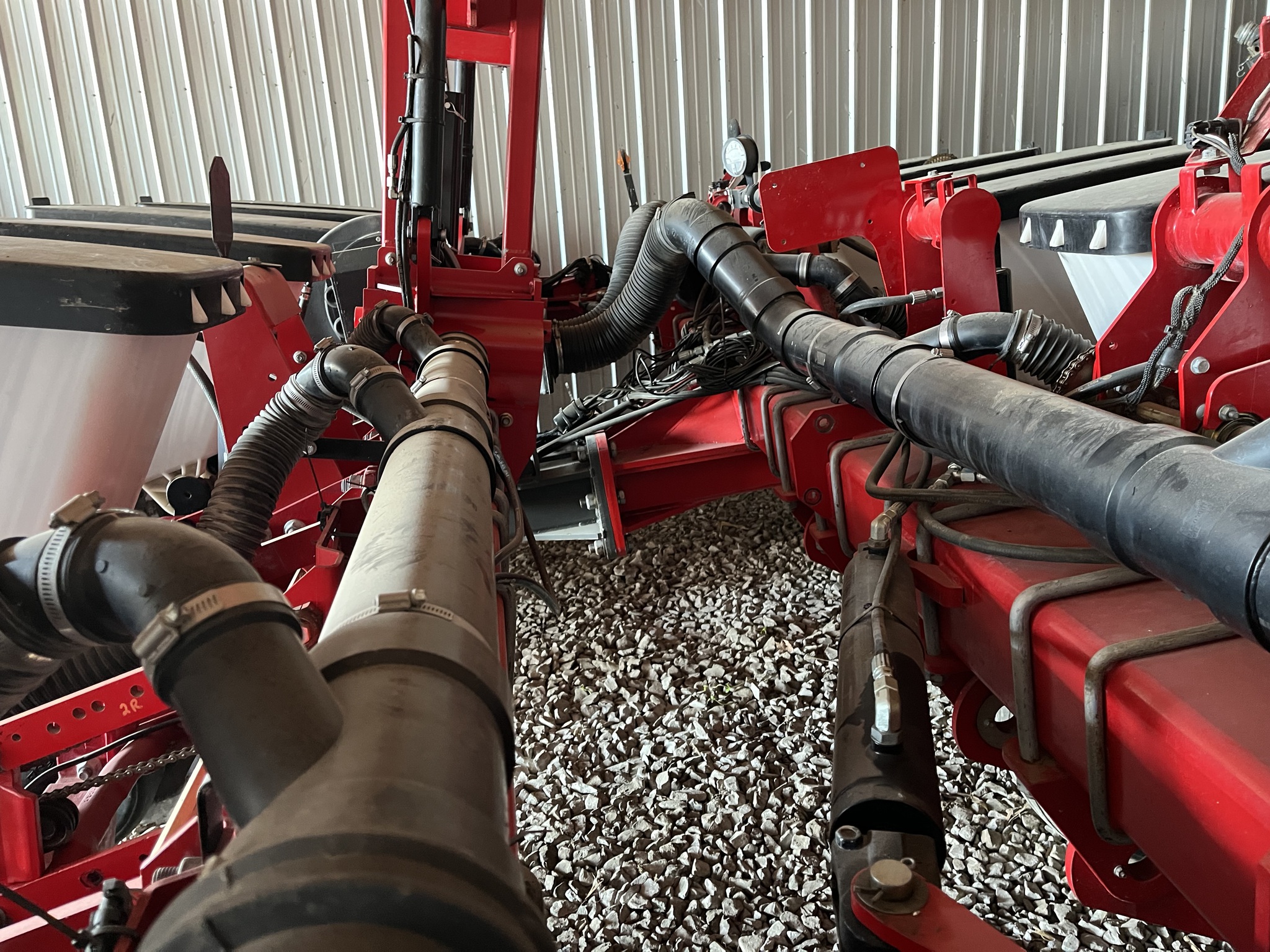  2020 White 9222 at Heritage Tractor in Clinton, MO