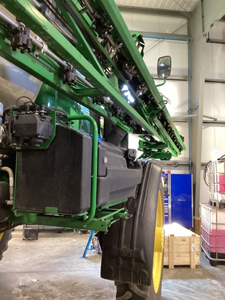 2024 John Deere 616R - Photo9