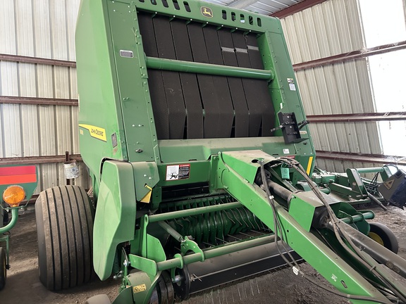 2024 John Deere 561R (2nd thumbnail)