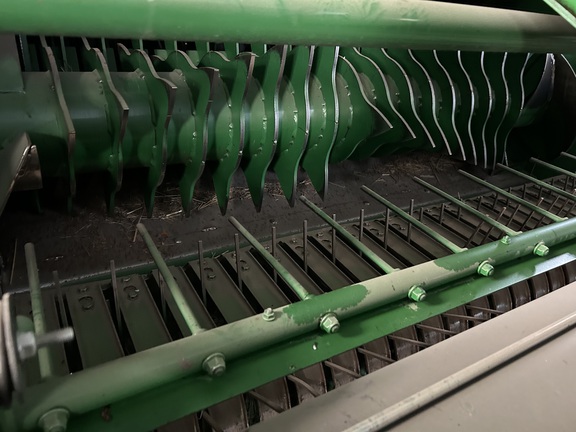 2024 John Deere 561R (8th thumbnail)