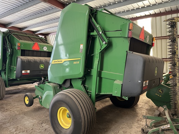 2024 John Deere 561R (3rd thumbnail)