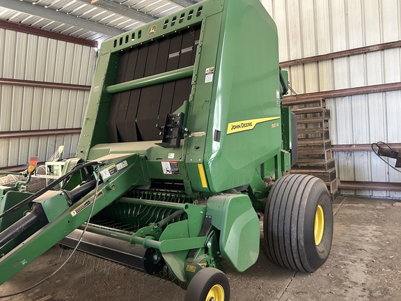 2024 John Deere 561R (4th thumbnail)
