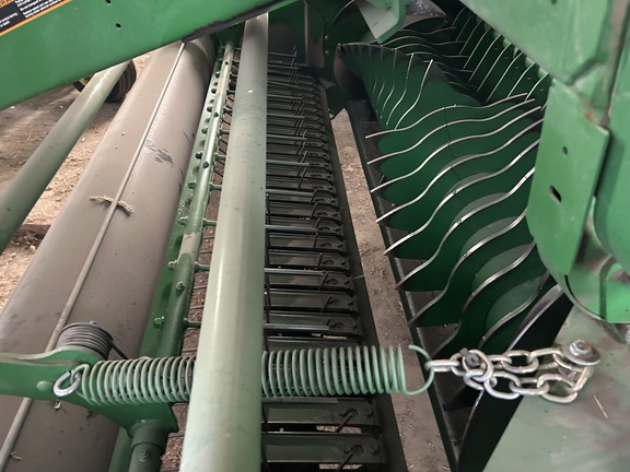 2024 John Deere 561R (14th thumbnail)