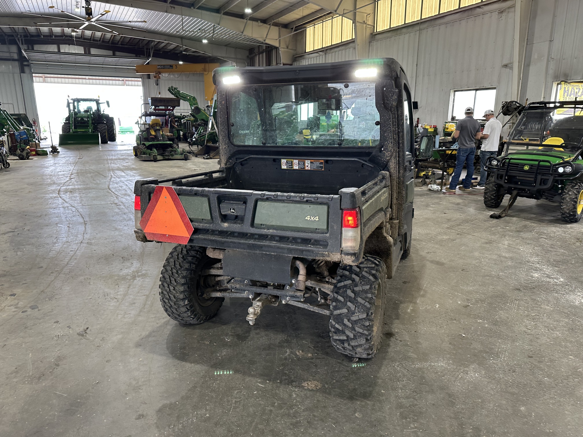  2022 John Deere XUV 835R at Heritage Tractor in Joplin, MO