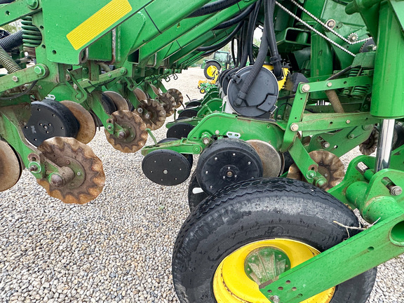 2004 John-Deere 1790