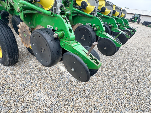 2004 John-Deere 1790