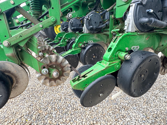 2004 John-Deere 1790