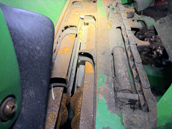 Photo of 2011 John Deere 612C StalkMaster