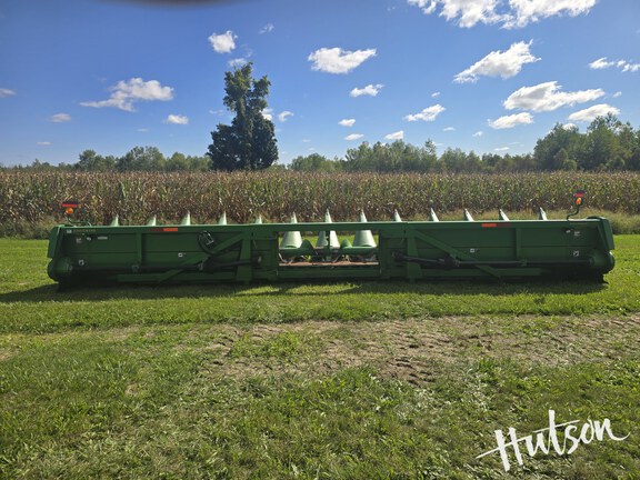 Photo of 2011 John Deere 612C StalkMaster