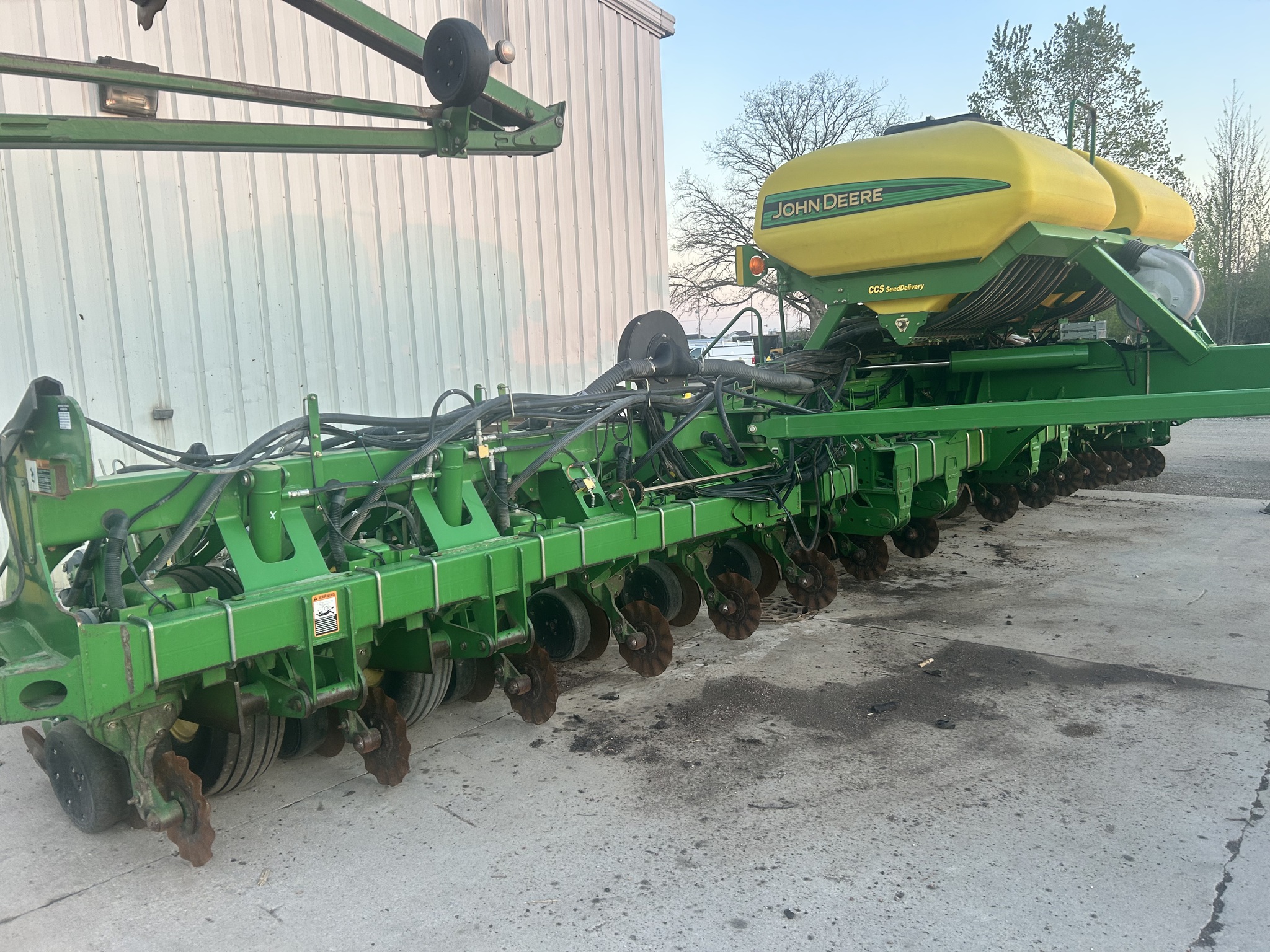 2003 John Deere 1790 Image 10