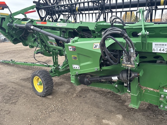 Used 2025 John Deere HDR 35 Combine Platforms at Horizon Ag & Turf in Edmonton West, AB - Photo25