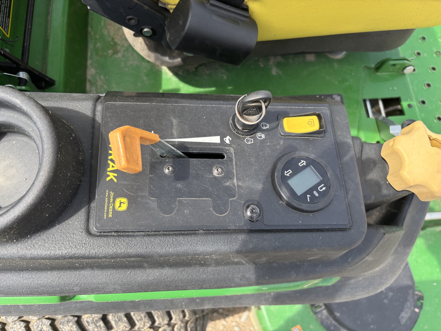 Used 2023 John Deere Z997R Zero Turn Mowers at Koenig Equipment in Anna, OH - PhotoXL10