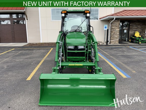 Photo of 2025 John Deere 3046R