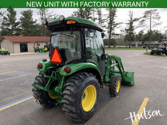 Photo of 2025 John Deere 3046R