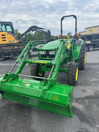 2025 John Deere 4044M-4
