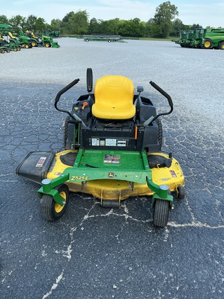 Photo of 2019 John Deere Z525E