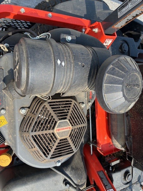 Used 2021 Kubota Z726X Zero Turn Mowers at Koenig Equipment in Greensburg, IN - PhotoXL4