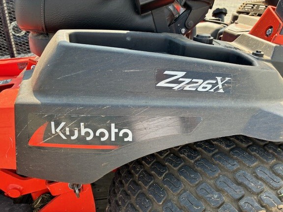 Used 2021 Kubota Z726X Zero Turn Mowers at Koenig Equipment in Greensburg, IN - Photo1