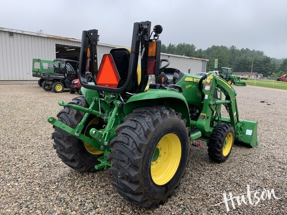 Photo of 2025 John Deere 3046R