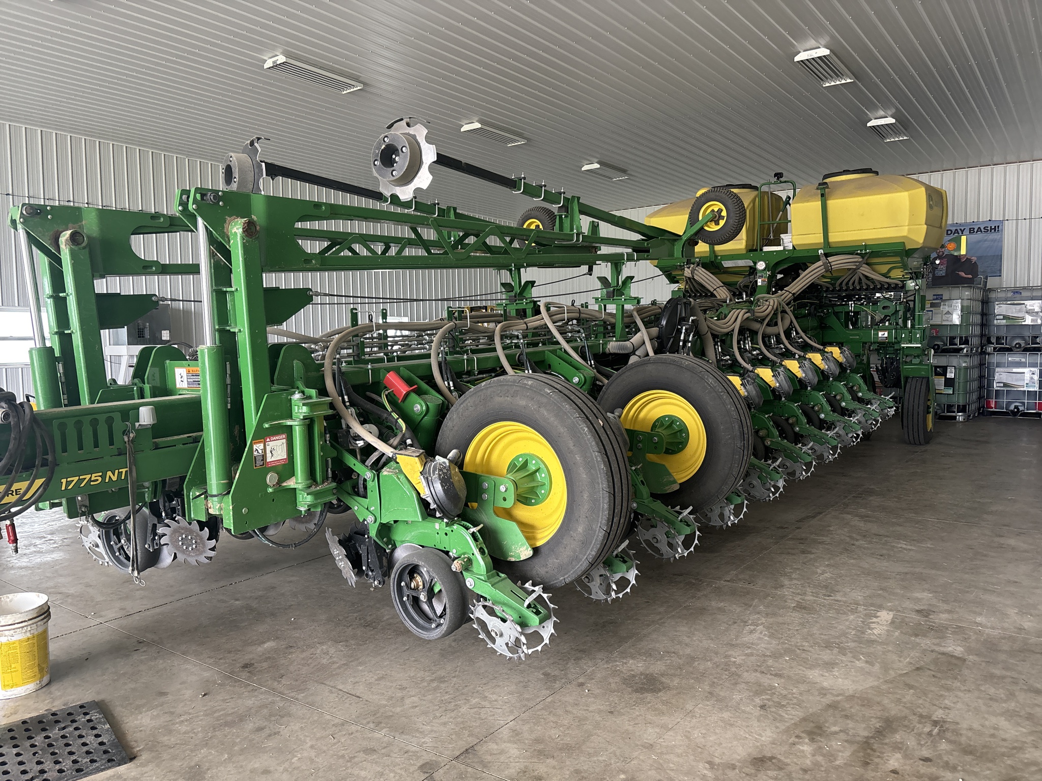 Used 2023 John Deere 1775 Planters: Drawn at Koenig Equipment in Urbana, OH - PhotoXL2