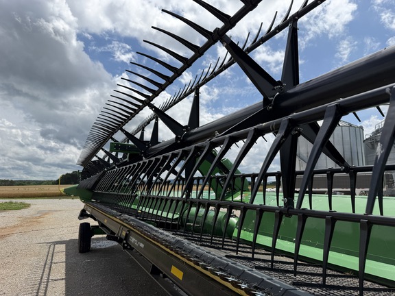 Photo of 2023 John Deere RD45F