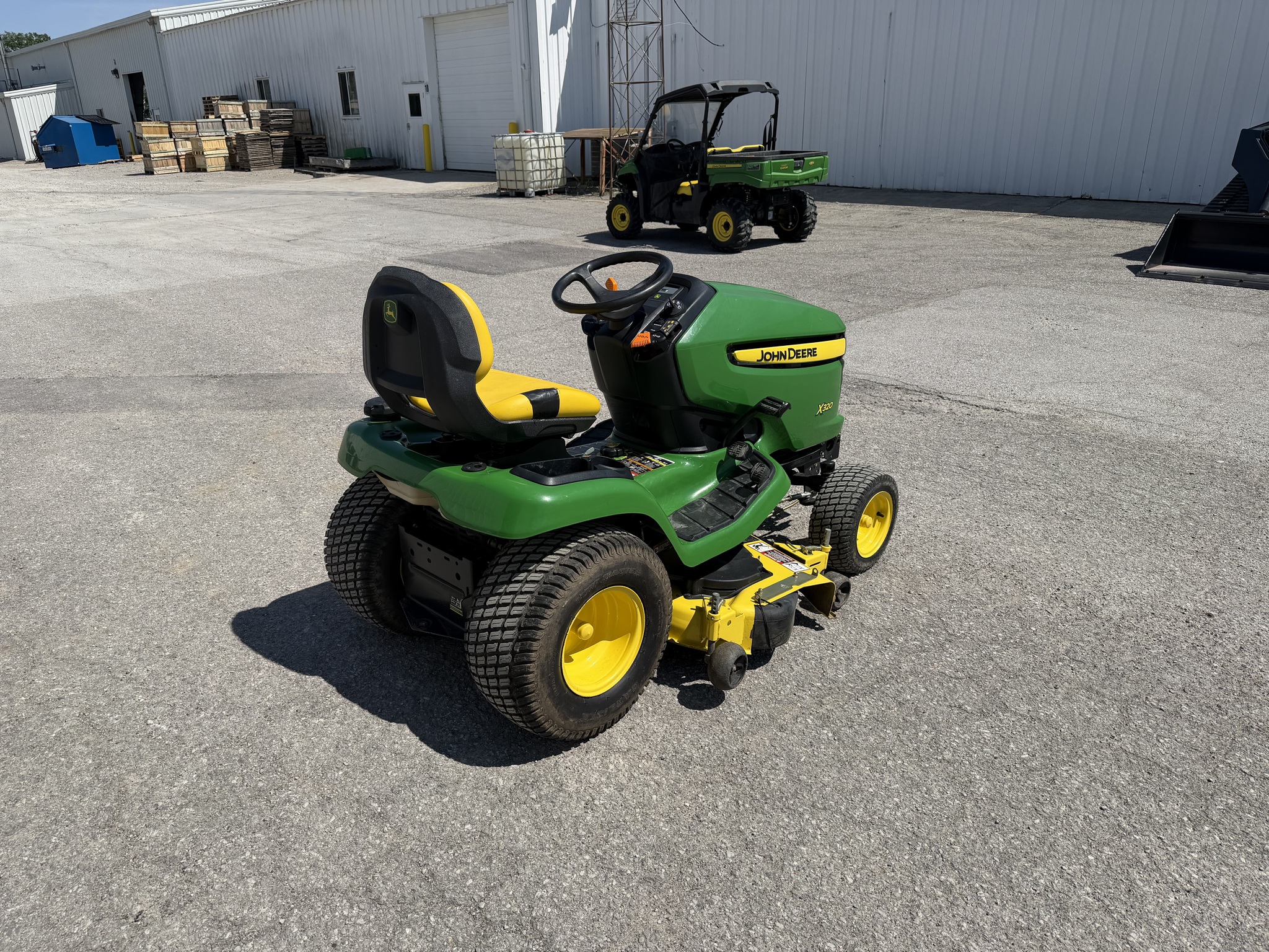 2012 John Deere X320 Image 2