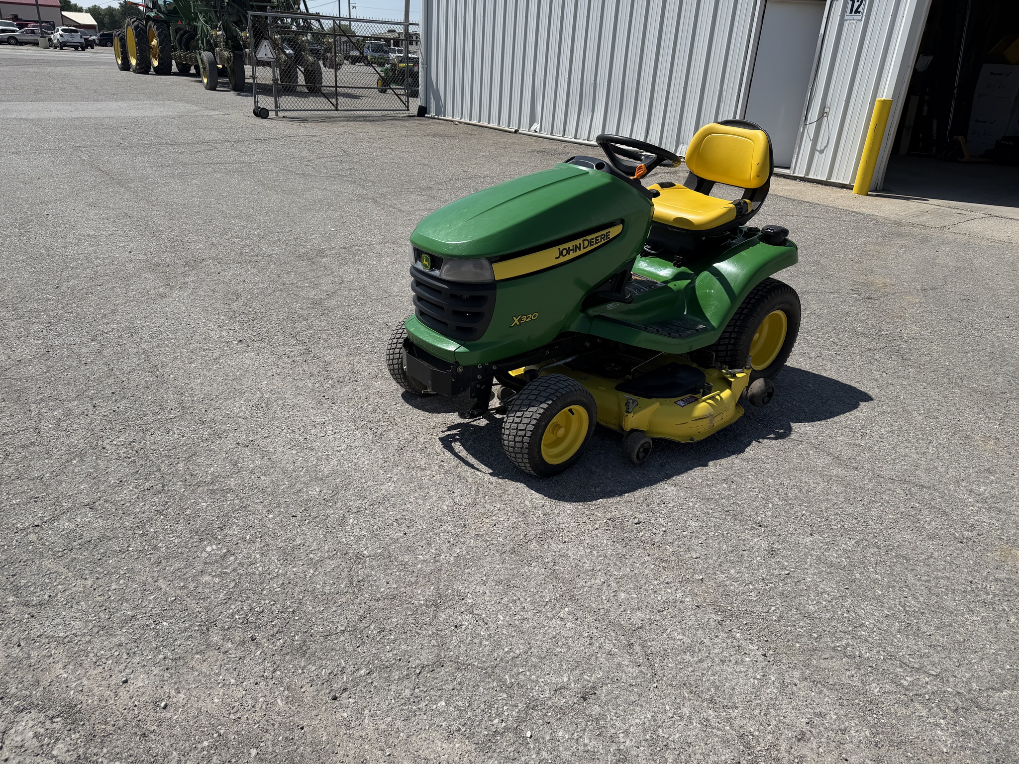 2012 John Deere X320 Image 1