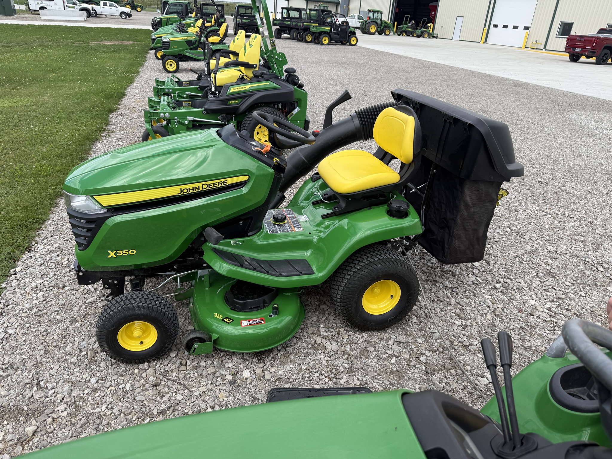2026 John Deere X350 Image 5