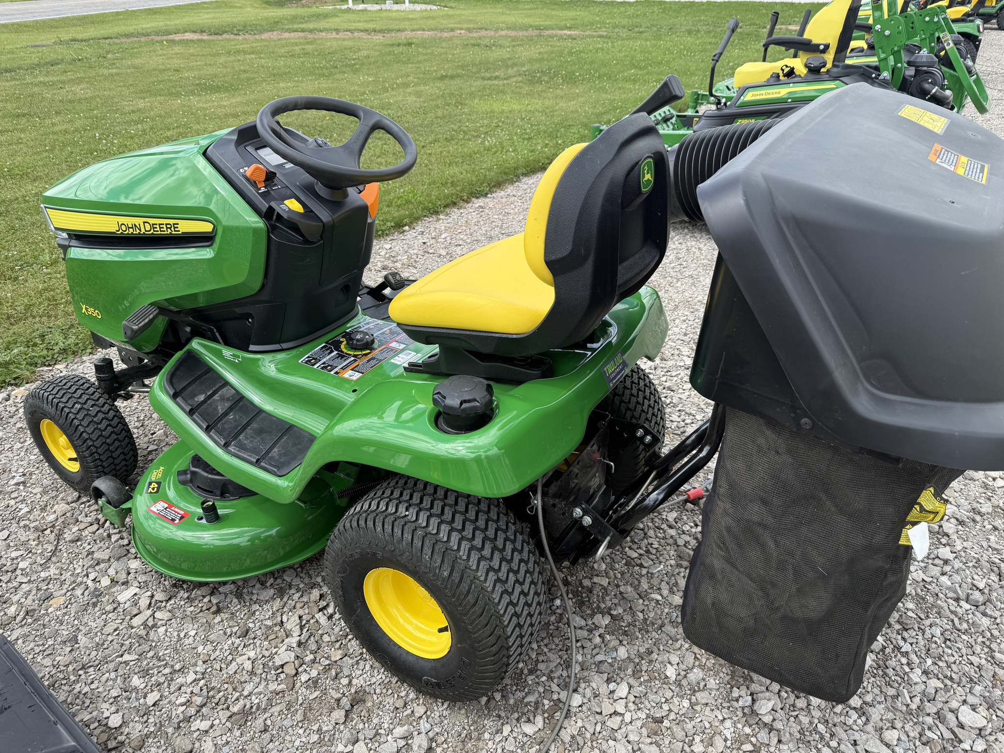 2026 John Deere X350 Image 7