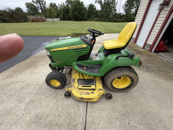 Used 2008 John Deere X720 Lawn & Garden Tractors at Koenig Equipment in Urbana, OH - Photo2