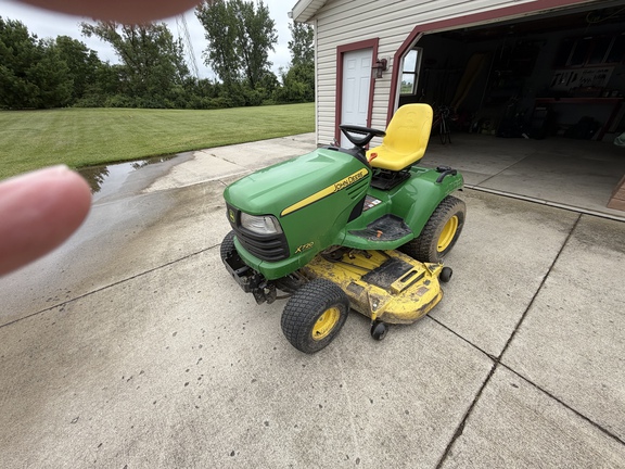 Used 2008 John Deere X720 Lawn & Garden Tractors at Koenig Equipment in Urbana, OH - Photo4