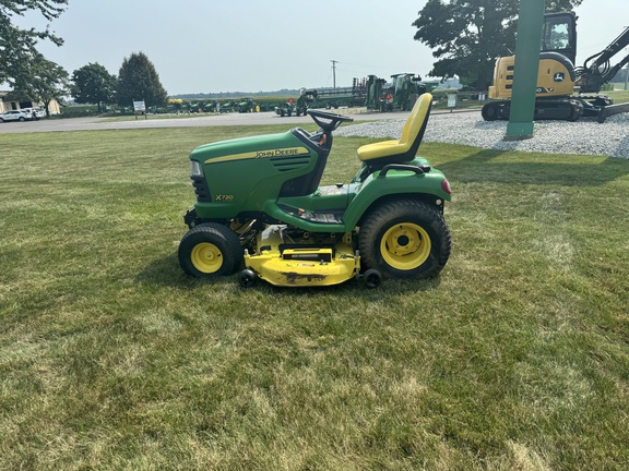 Used 2008 John Deere X720 Lawn & Garden Tractors at Koenig Equipment in Urbana, OH - Photo2