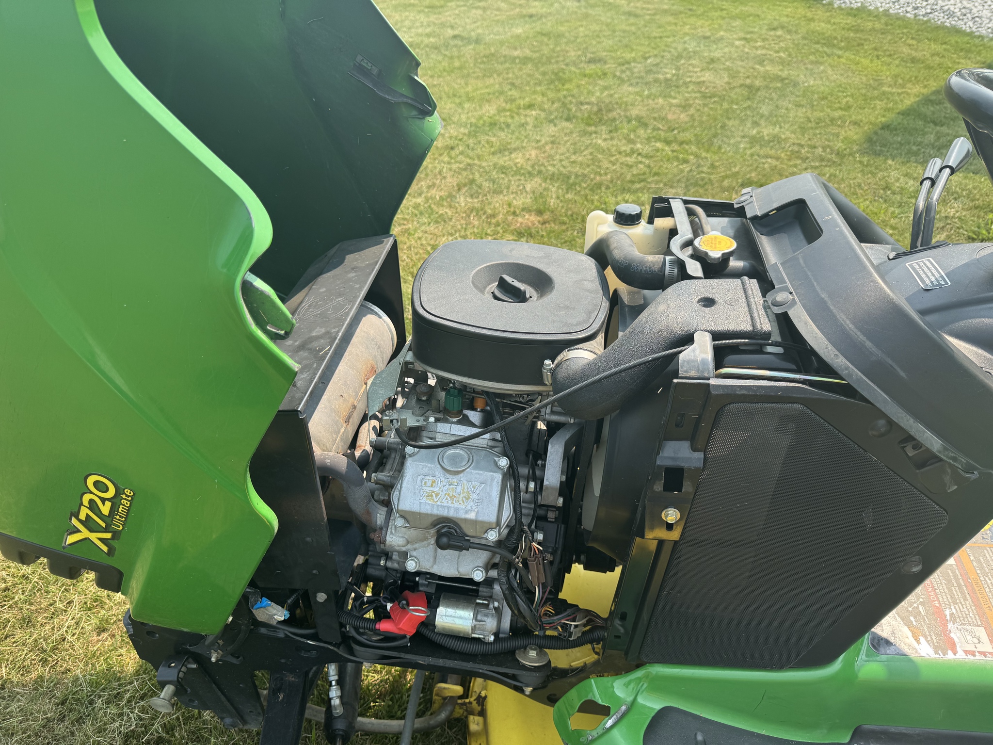 Used 2008 John Deere X720 Lawn & Garden Tractors at Koenig Equipment in Urbana, OH - PhotoXL16