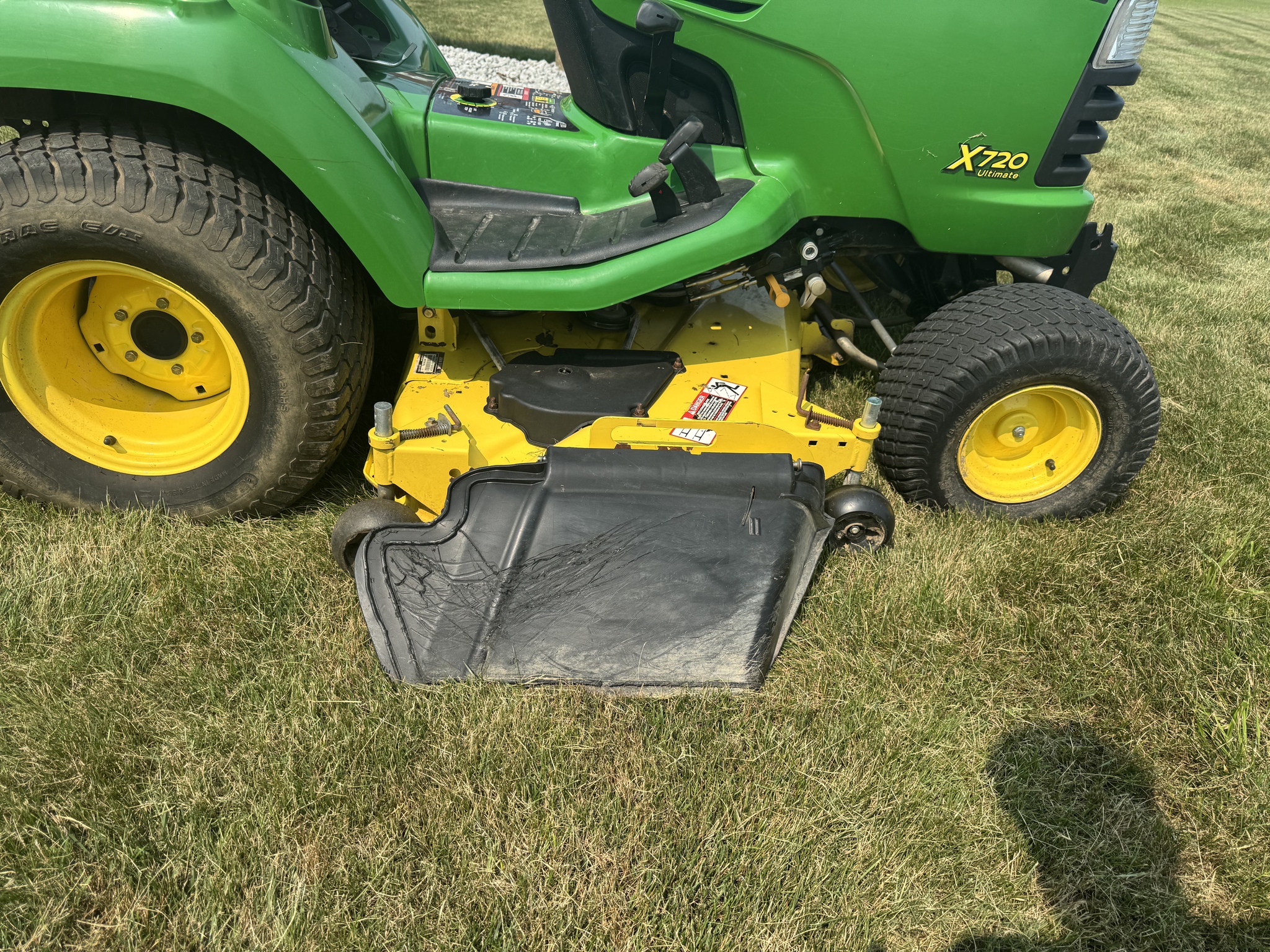 Used 2008 John Deere X720 Lawn & Garden Tractors at Koenig Equipment in Urbana, OH - PhotoXL12